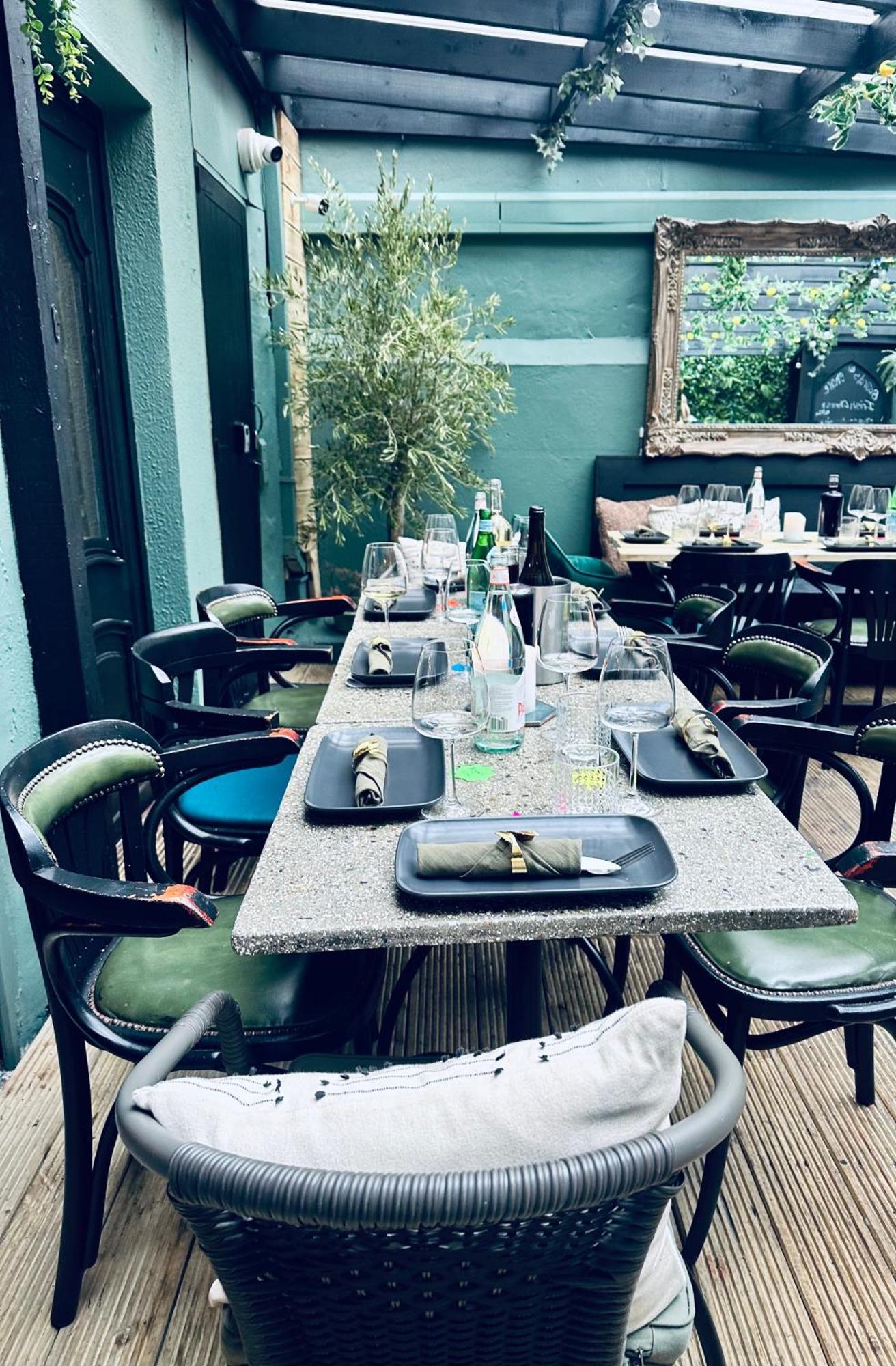 קליפדן The Ivy Rooms מראה חיצוני תמונה